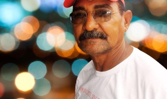 "HOJE O SAMBA SAIU, PROCURANDO VOCÊ"