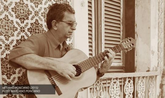 DO ENTUSIASMO DA JUVENTUDE À EXPERIÊNCIA DA MATURIDADE, A MÚSICA É SEMPRE PRIORIDADE NA VIDA DE NETINHO PONCIANO