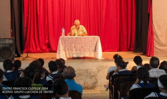 O TEATRO NO ARACATI ANTIGO